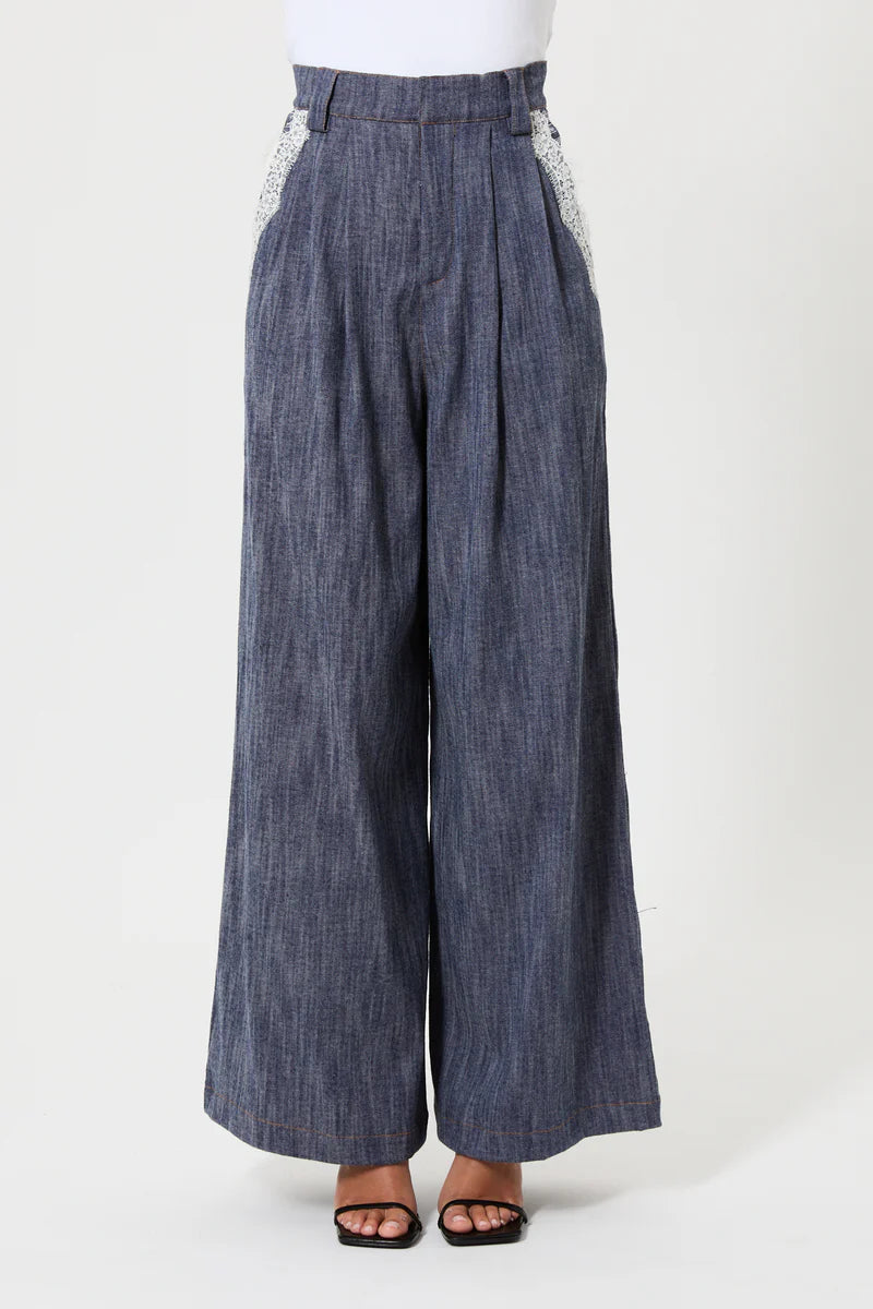 Pink Memories Pantalone palazzo in denim e dettaglio in pizzo mod. 12020 PE26 Pink Memories