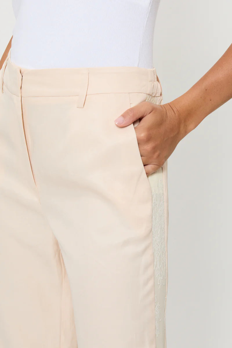 Pink Memories Pantalone smoking con pizzo mod 12056 PE26 Pink Memories