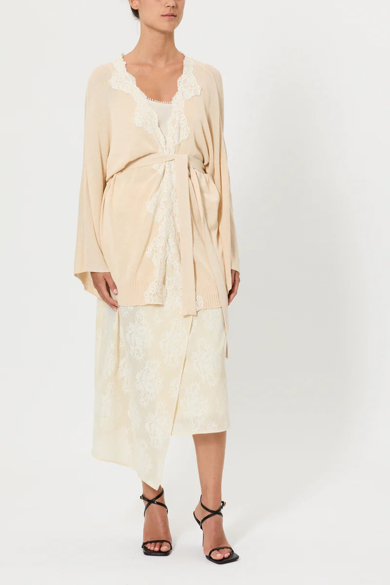 Pink Memories Cardigan kimon con cintura e pizzo a contrasto mod. 12064, avorio PE26 Pink Memories