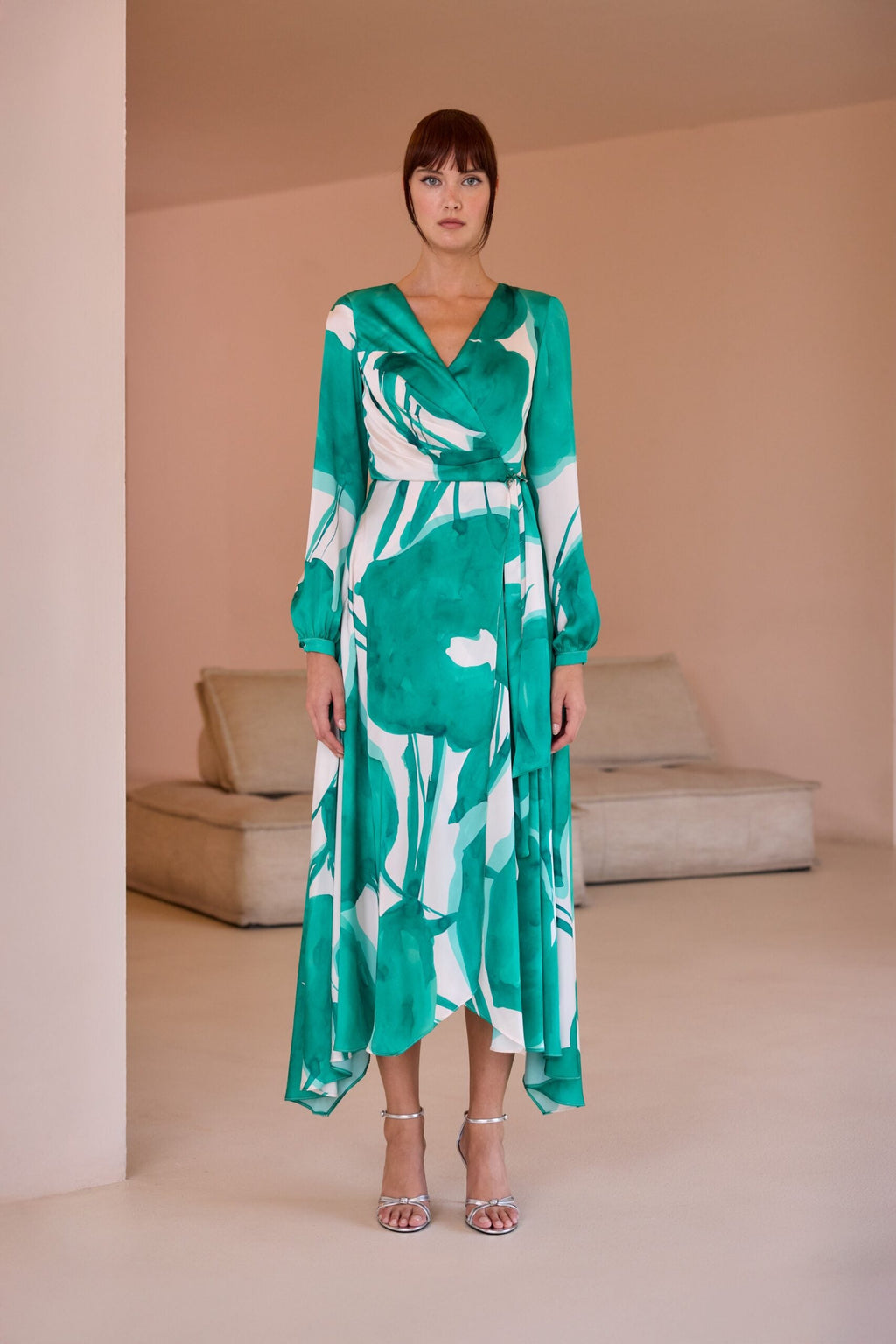 Carla Ruiz Abito scollo a V stampa macro fiori mod. 52569 PE26 Carla Ruiz