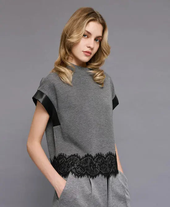 Access Fashion Top con dettagli effetto similpelle e pizzo mod. 2069  AI25 Access Fashion