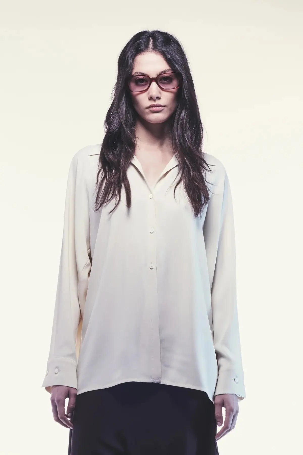 Liviana Conti Camicia Rosemary in tessuto drap e cut-out sulle maniche mod. F5WS27 AI25 Liviana Conti