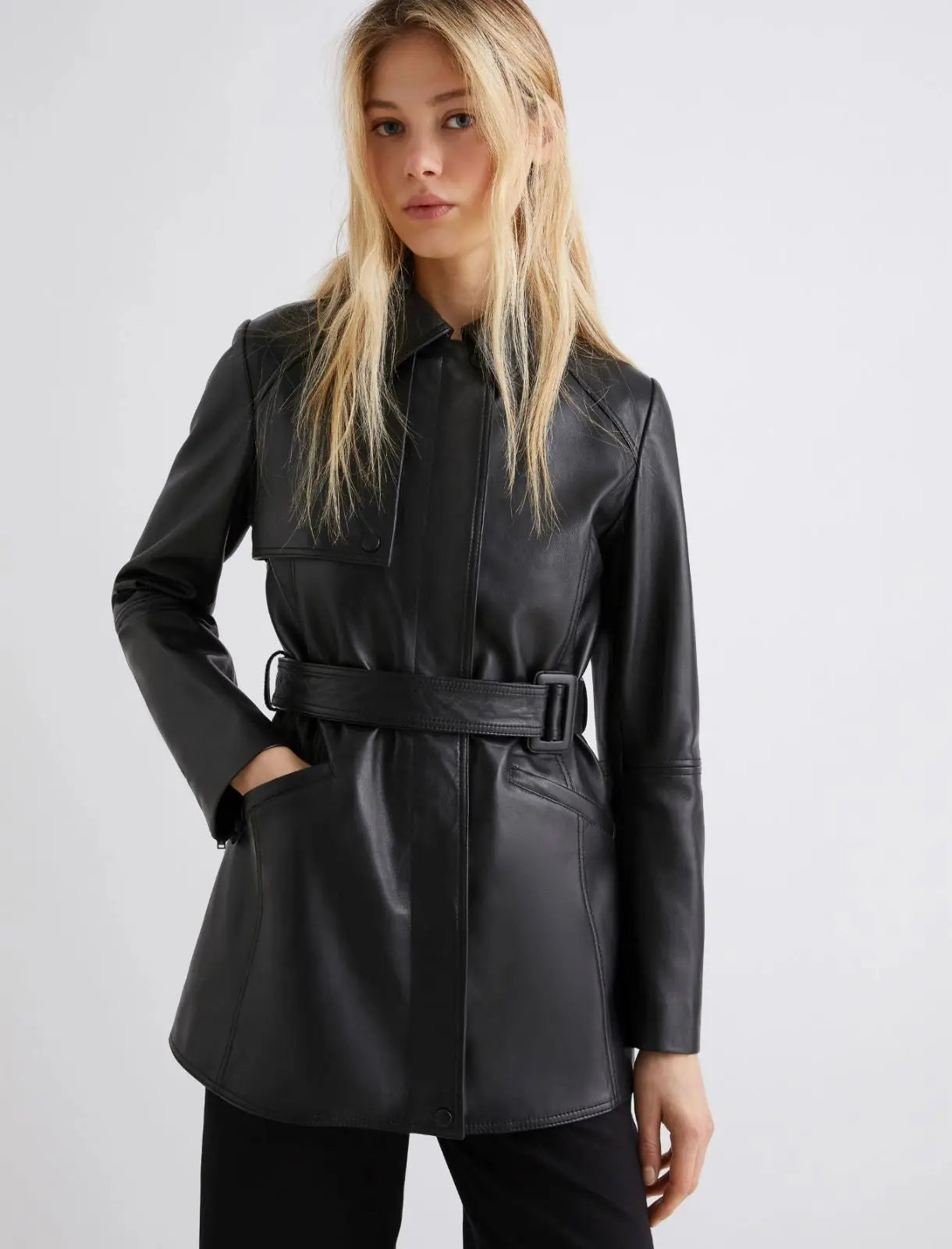 Marella Giaccone in pelle Sedile AI25 Marella