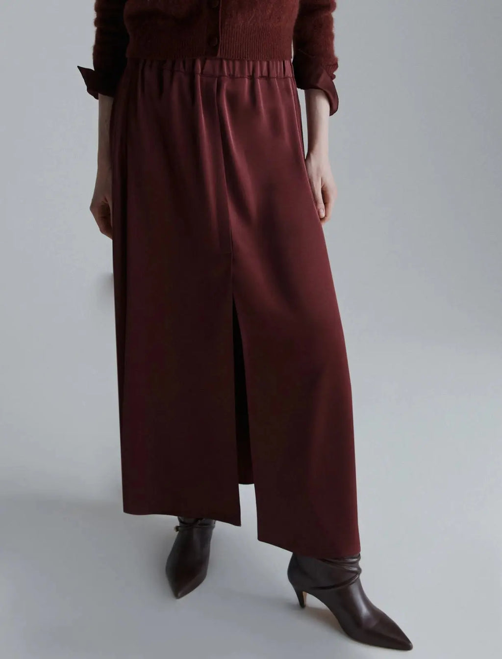 Marella Monochrome Gonna svasata in raso Belluno AI25 Marella Monochrome