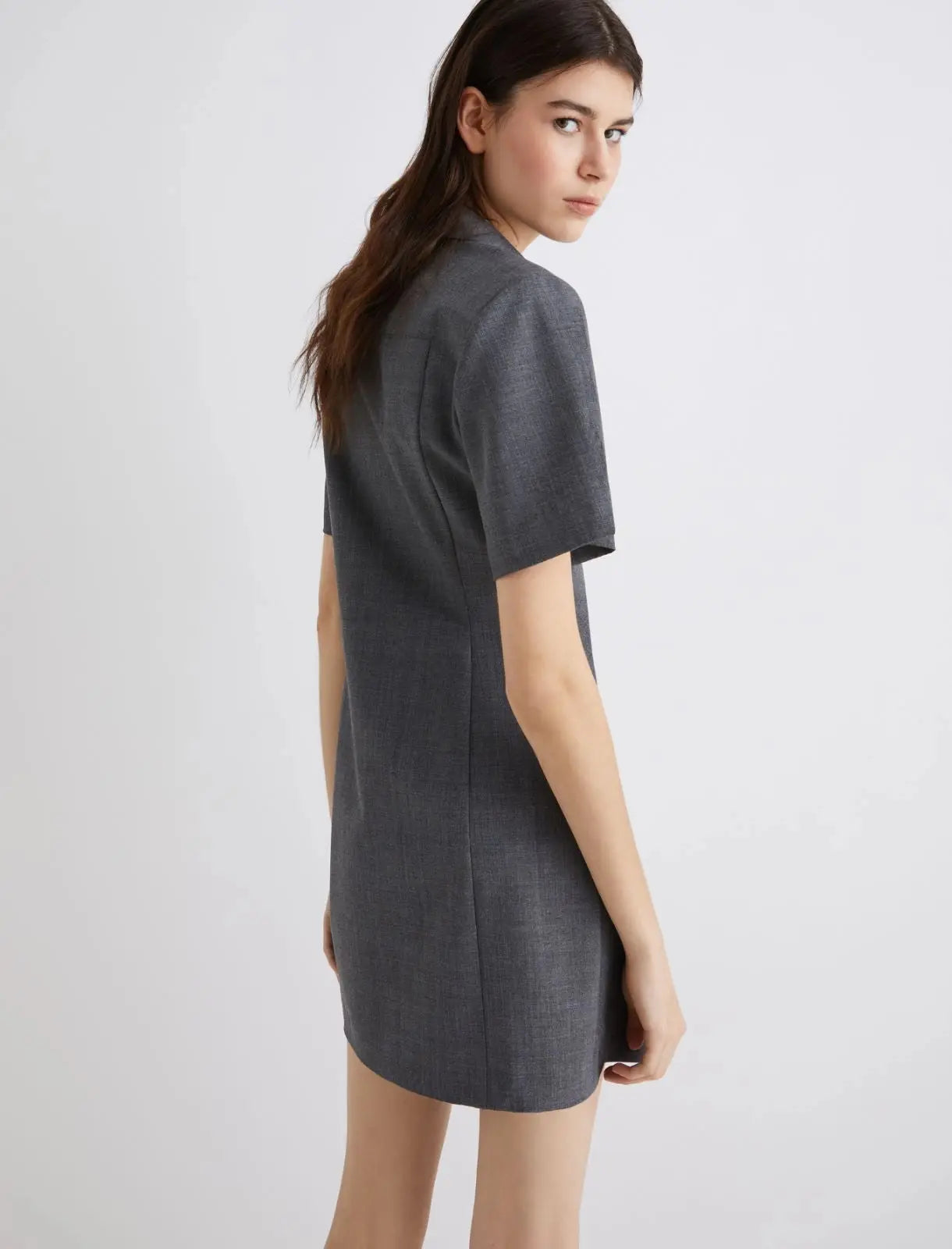 Marella Sport Abito corto con spilla a fiore Cappa AI25 Marella Sport