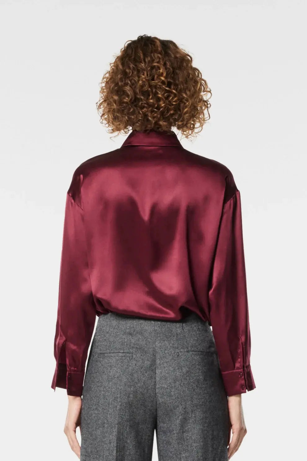 Nenette Camicia over in tessuto raso di seta Falco AI25 Nenette