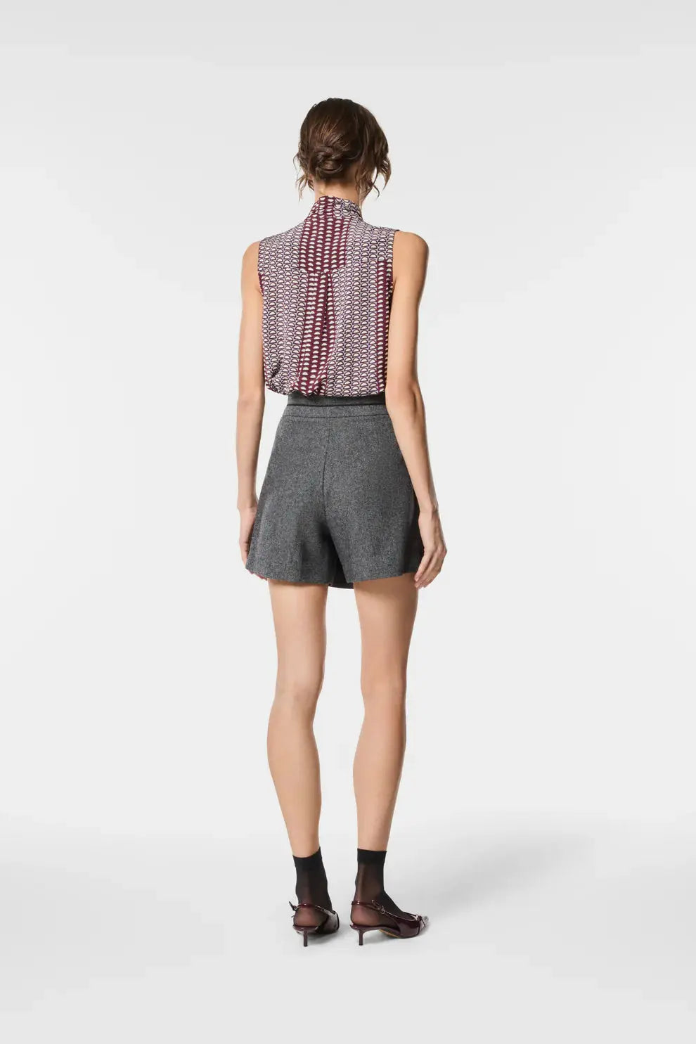 Nenette Shorts con ricamo in tessuto maschile resca Gio  AI25 Nenette