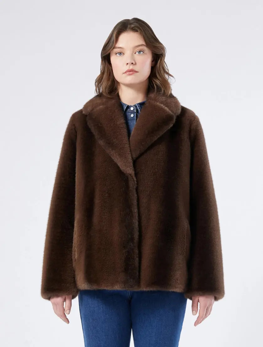 Persona by Marina Rinaldi Giaccone dalla texture soffice Etruria AI25 Persona by Marina Rinaldi