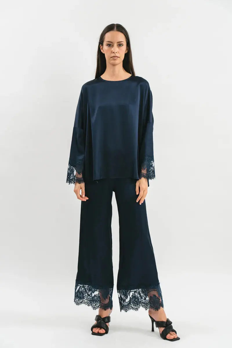 Pink Memories T-shirt oversize con pizzo Asia AI25 Pink Memories