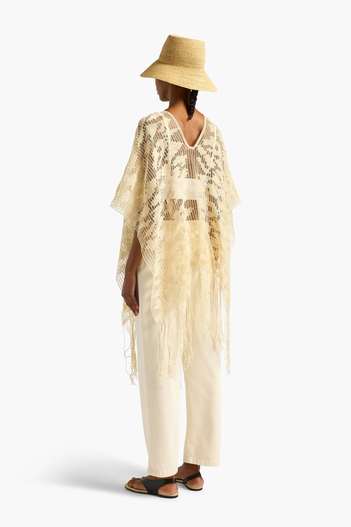 Liviana Conti Poncho con frange lavorazione crochet Saba mod. A6SF81 PE26 Liviana Conti