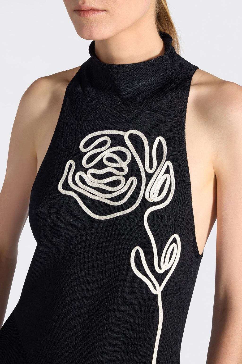 Liviana Conti Abito in viscosa con applicazione floreale sul davanti Gilda mod F6SA86 PE26 Liviana Conti