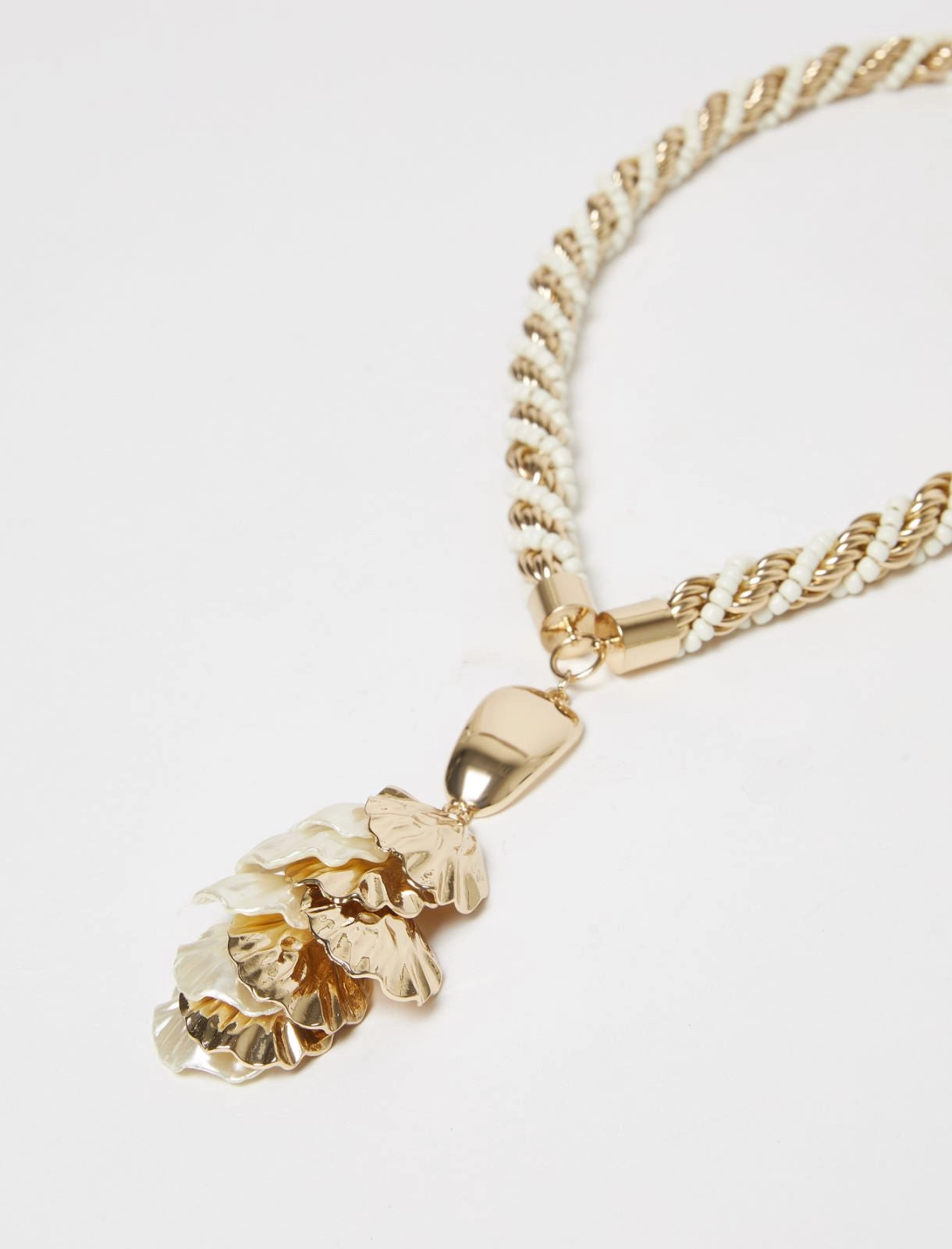 Marella Accessori Collana lunga con conchiglie metalliche MLAOnagro PE26 Marella