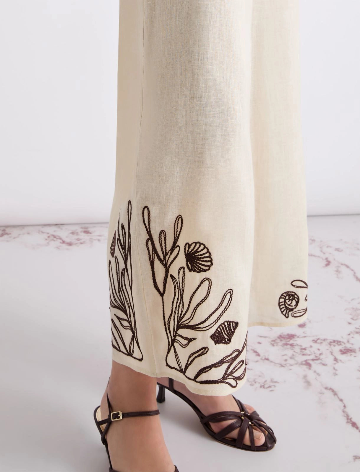 Marella Pantalone in lino con ricami MLLDolce  PE26 Marella