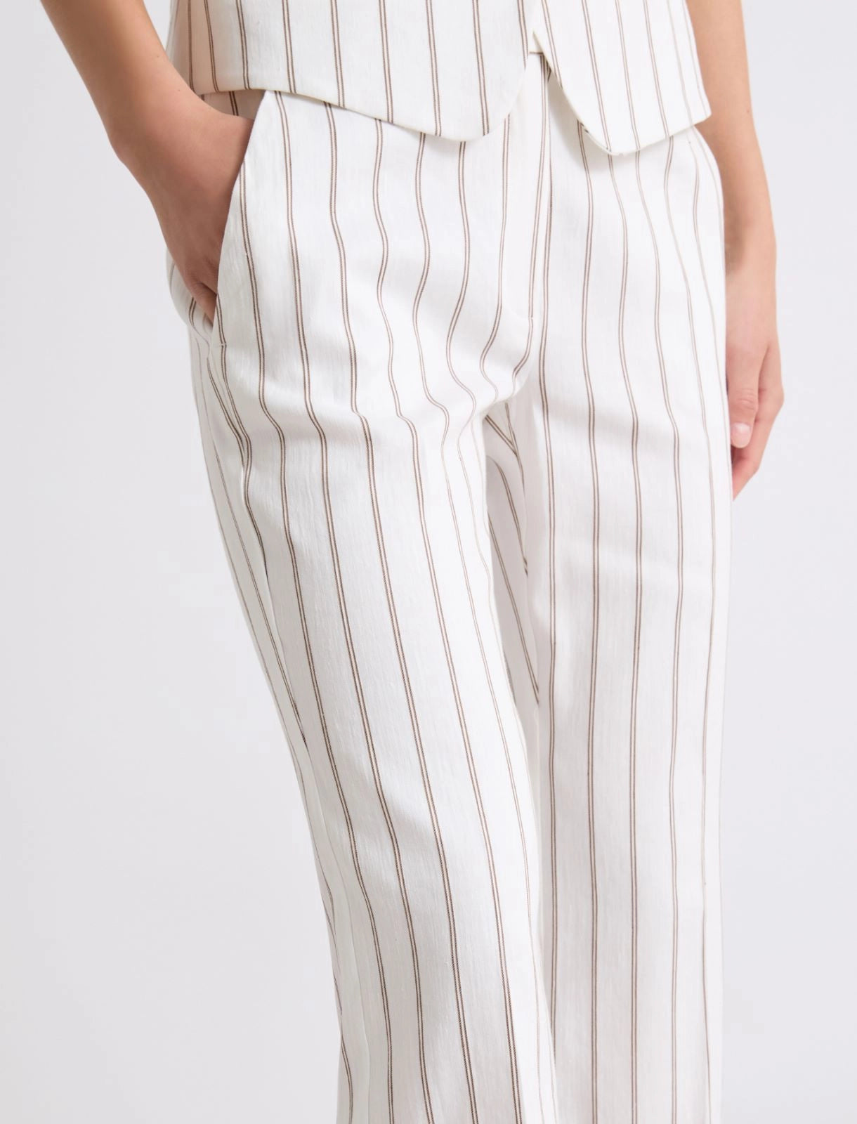 Marella Pantalone flare in lino e cotone fantasia gessata MLLFebo  PE26 Marella