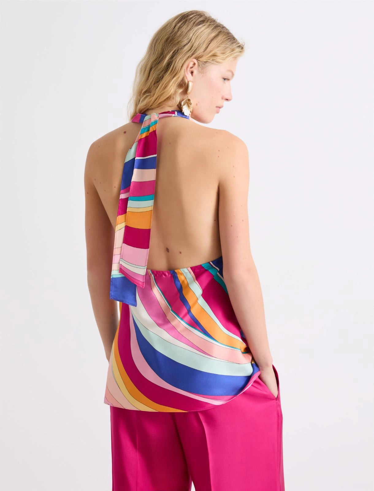 Marella Top in seta con scollo all'americana MLLOnagro PE26 Marella