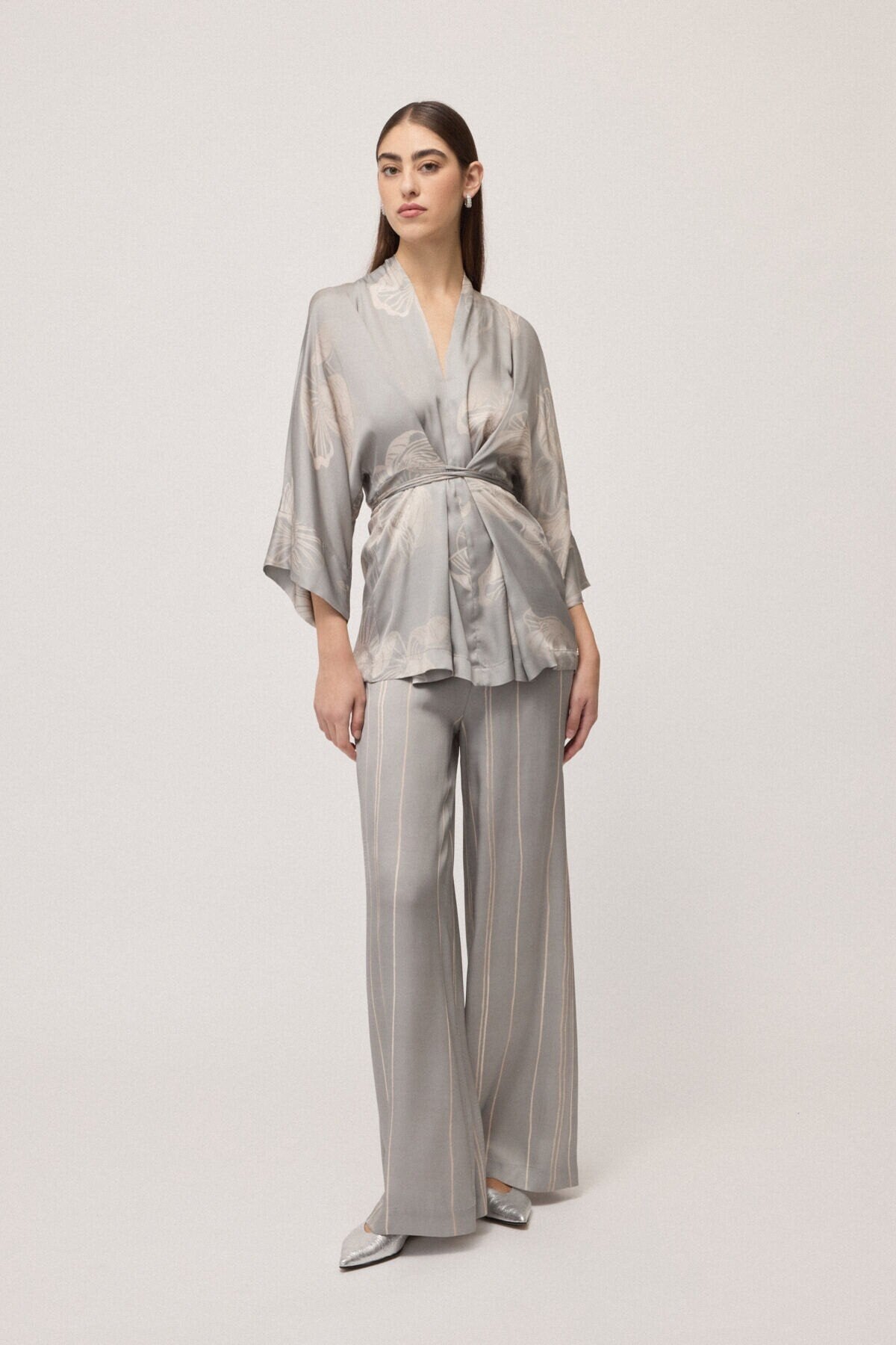Ottod'Ame Blusa a kimono in raso di viscosa TC5283  PE26 Ottod'Ame